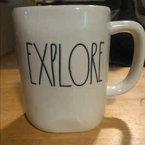 Rae Dunn New mug “EXPLORE”